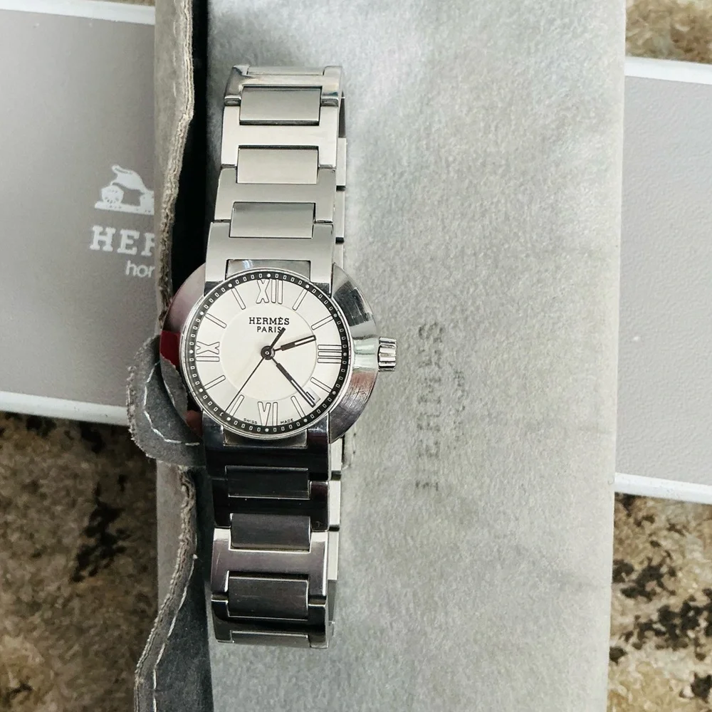 Ladies HERMES AUTOMATIC DRESS watch🔥🔥🔥 - Picture 12 of 15